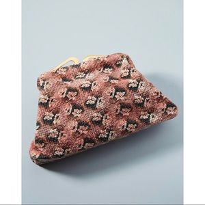 NWOT Maria La Rosa Kisslock Knit Clutch